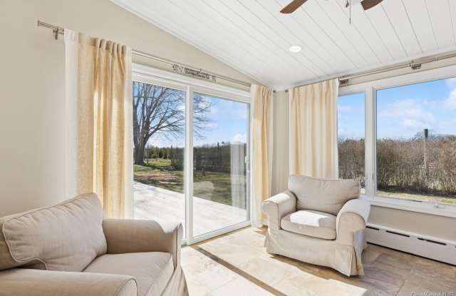 1110 Gillette Drive Gallery 3