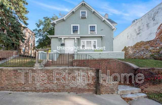 3021 Harney St photos photos