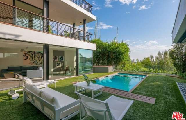 9400 Flicker Way Gallery 2