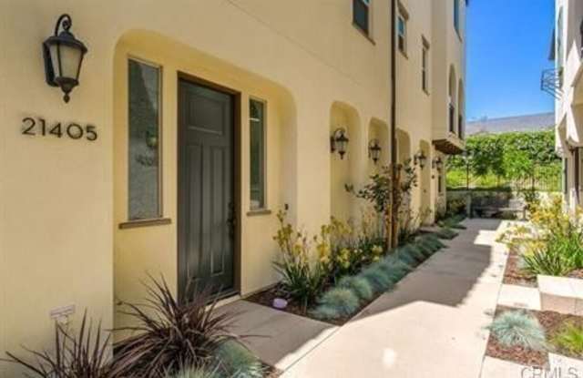 21405 DAHLIA CT Gallery 3