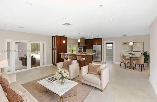 14720 SW 81st Ave - 14720 Southwest 81st Avenue, Palmetto Bay, FL 33158