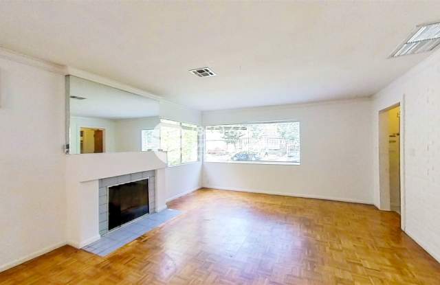 10736 Cushdon Ave Gallery 2