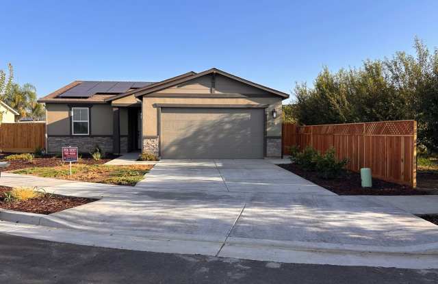 Beautiful Brand New home for rent in Visalia! photos photos
