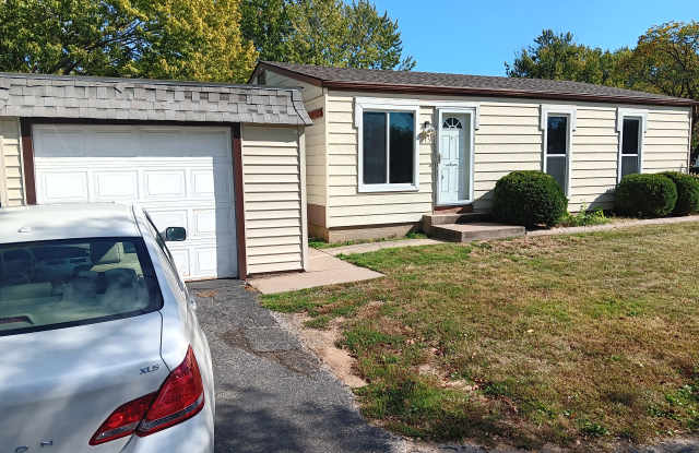 15 Plum Tree Dr Gallery 1