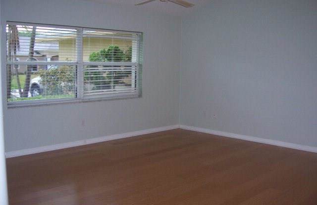 5 Laurel Drive Gallery 2