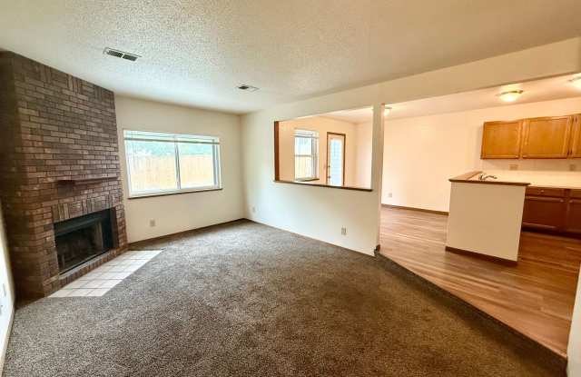 3 Bed/2.5Bath Townhome in Greeley photos photos