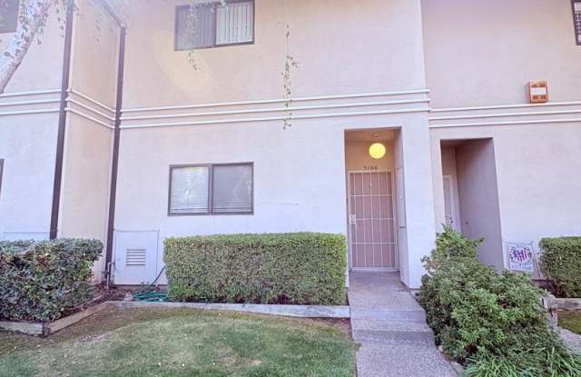 5106 Griffin Oaks Ln - Sacramento 95841 Gallery 1