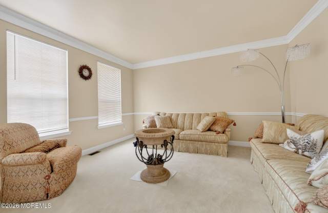 153 Sandra Way Gallery 2