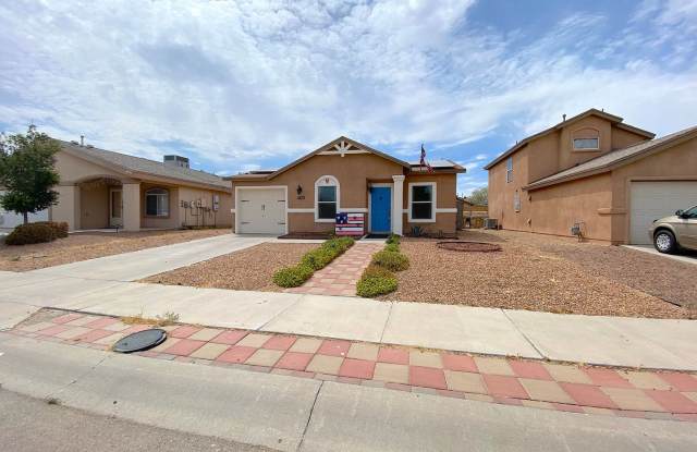 Northeast El Paso(Mesquite Hills 3bed with Refrig A/C and Solar Panels! photos photos