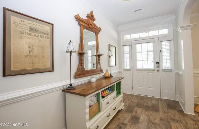 144 Moultrie Lane Gallery 3