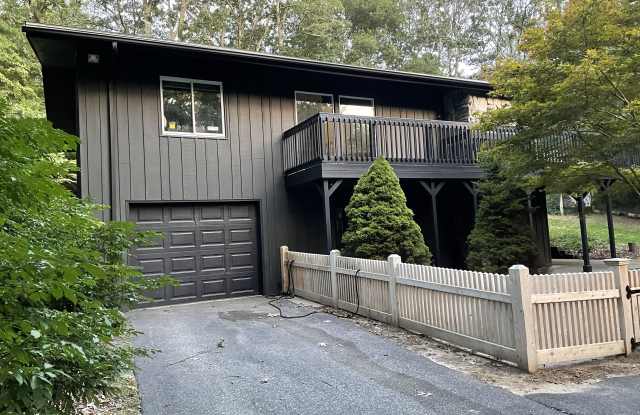 237 Old Mill Road photos photos
