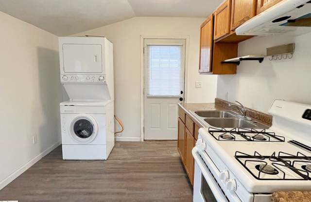 Spacious 3 Bedroom Home Gallery 4