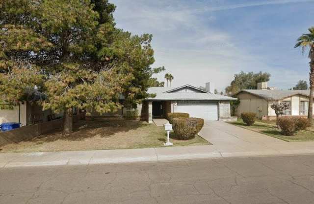 8832 W HIGHLAND Avenue photos photos