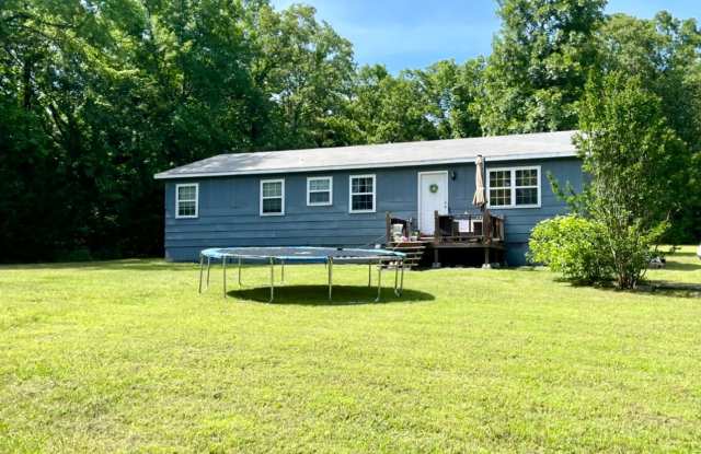 Come take a look at this 3-bedroom 2-bath home in Dover. - 535 Oak Meadows Road, Pope County, AR 72837