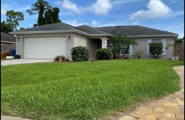 8334 Robin Rd Robin Rd lot: 0840 photos photos