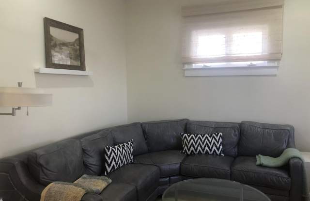 102 Monmouth Drive Gallery 4