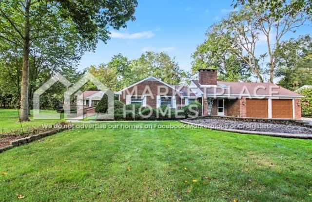 6480 Sheringham Rd Gallery 1