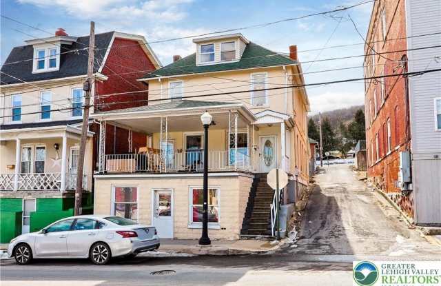 1312 E 4th Street photos photos