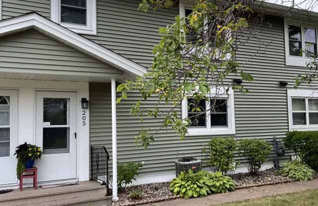 205 Mitchell Cir Gallery 1