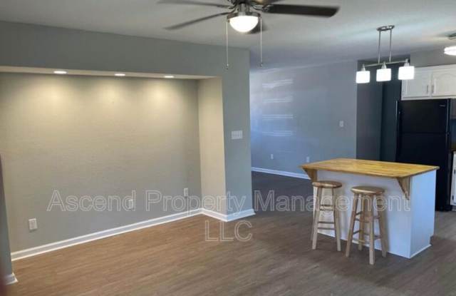 1785 Ocoee Street Gallery 4