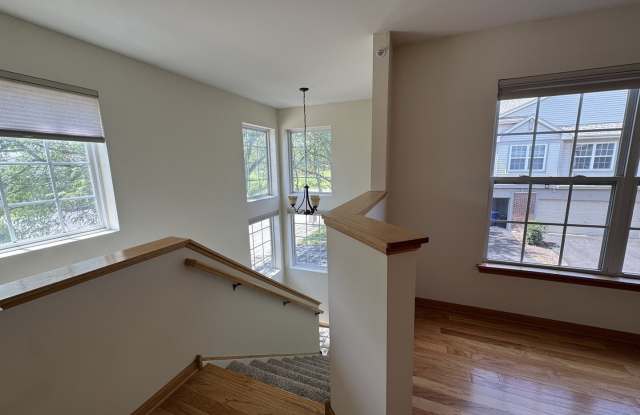 2268 VANDERBILT Drive Gallery 3