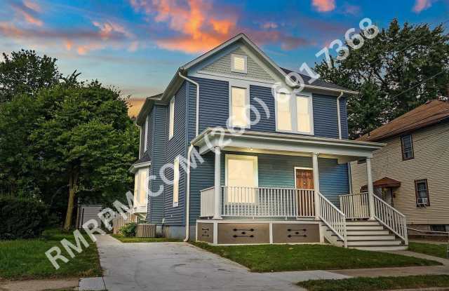 1118 Rockhill St. photos photos