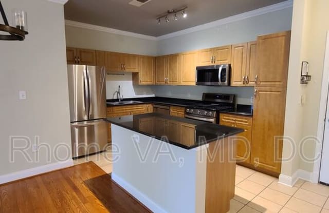 12937 Centre Park Cir Gallery 3