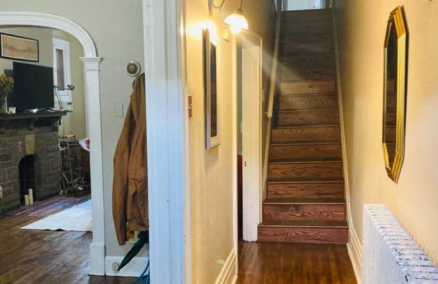 Beautiful Townhome on Quiet Street in the Heart of the War Streets available August 1st! - 111 Sampsonia Street, Pittsburgh, PA 15212