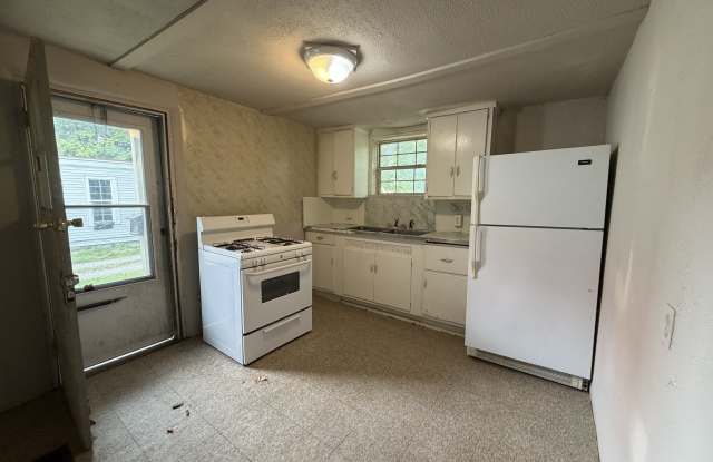 517 West Marion Street - A Gallery 4