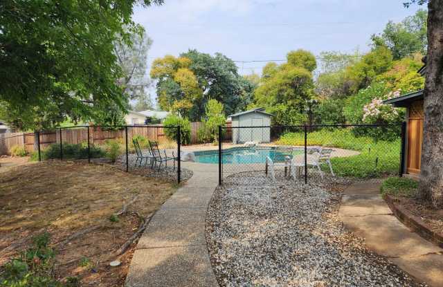 So much room! Home with ADU + a POOL! Gallery 3