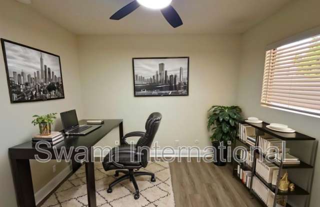 25530 1/2 Oak St. Gallery 3