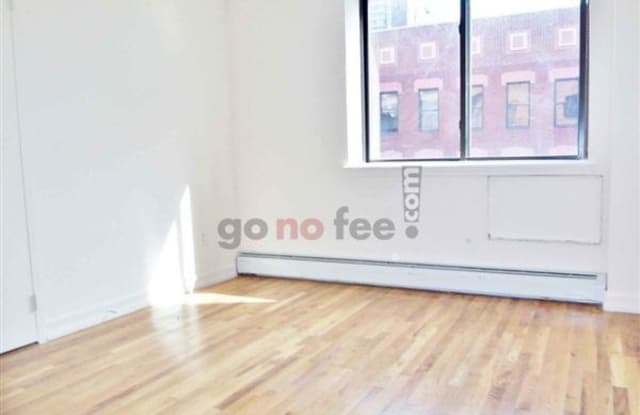 390 E 8th St Apt 6B - 390 East 8th Street, New York City, NY 10009