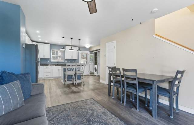 Available Now! Newly Updated Tahoe Donner Townhome with Great Community Amenities! Gallery 4