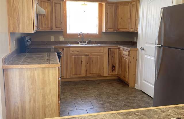 117 Whispering Pines Loop Gallery 2