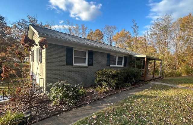 44 Maple Ave photos photos