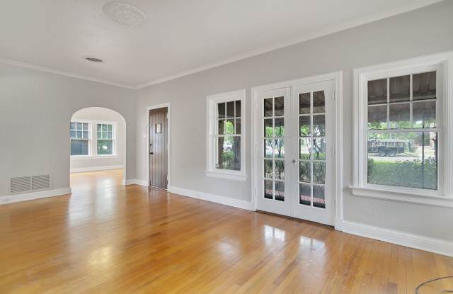 TRADITIONAL MONTICELLO PARK HOME WITH 1674 SQ. FT. OF LIVING SPACE Gallery 4