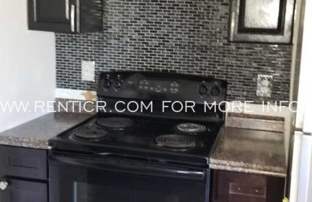 6635 Ridge Crest Dr Gallery 4