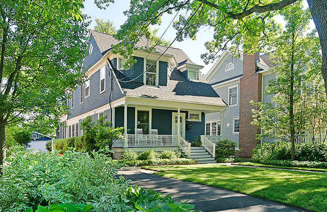 878 Oak Street - 878 Oak Street, Winnetka, IL 60093