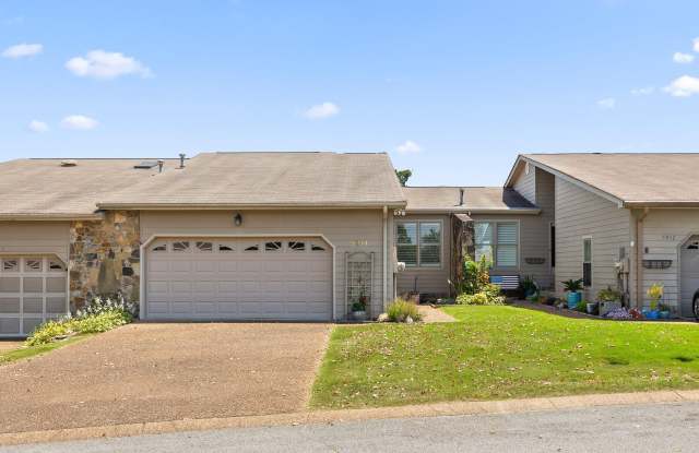 5914 Rainbow Springs Drive Gallery 4