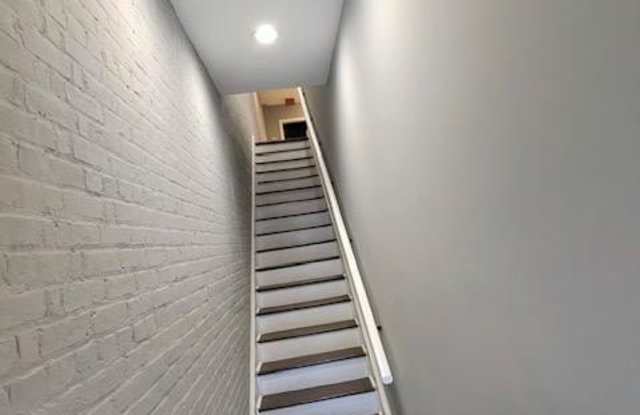 521 H Street NE unit: B photos photos