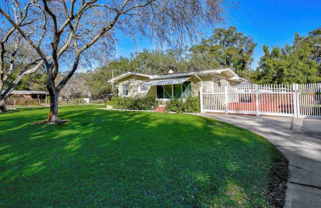 1701 E Henry Ave photos photos