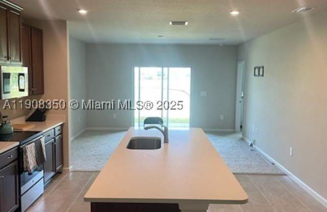 9509 SW Libertas Way Gallery 3