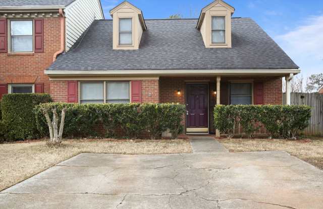 Spacious 3-Bedroom, 3-Bath End Unit Townhome in Prime Location! photos photos
