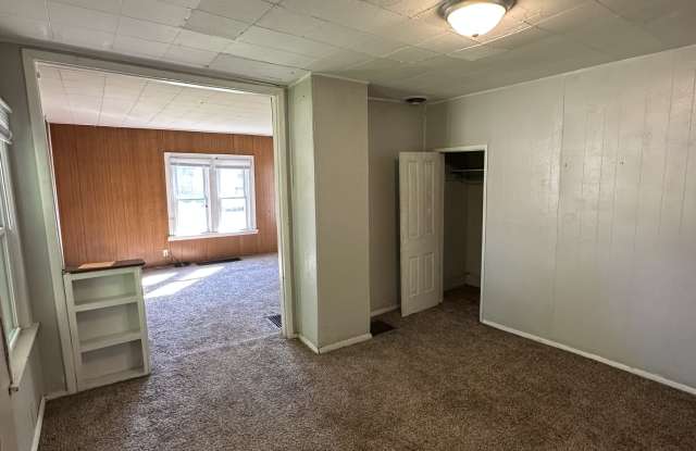 1531 Johnson Avenue photos photos