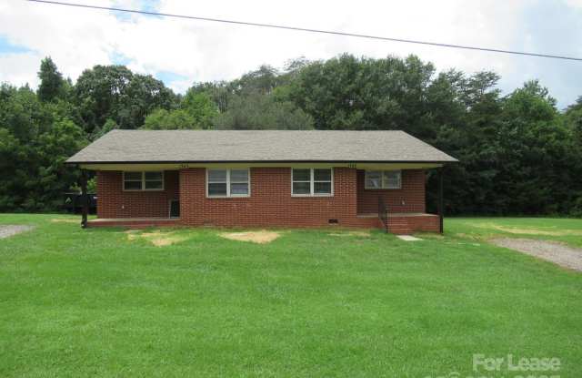 1747 River Road photos photos
