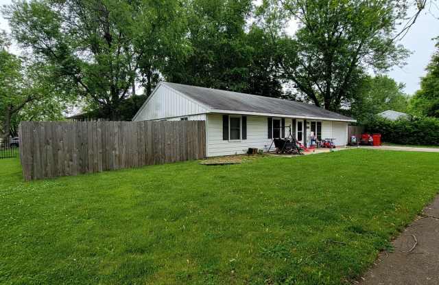 Fully-Fenced Home with Updates Throughout! Gallery 2