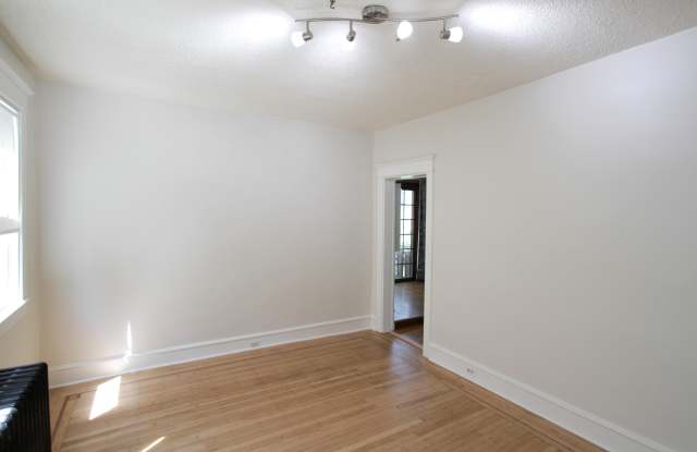 804 West 21st Street Gallery 4