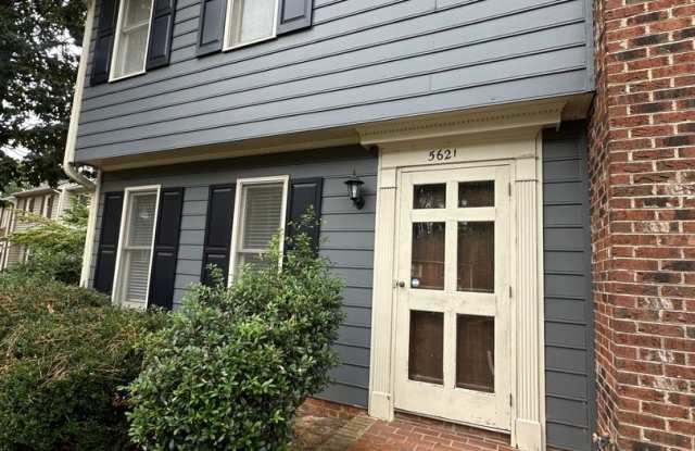 5621 Hamstead Crossing photos photos