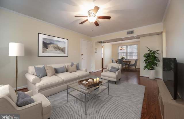 6618 WAKEFIELD DR E #A2 Gallery 3