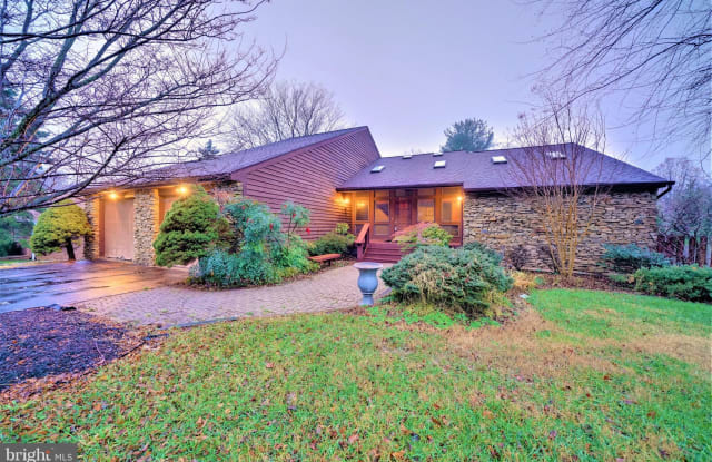 8512 PINEWAY DRIVE - 8512 Pineway Drive, Scaggsville, MD 20723